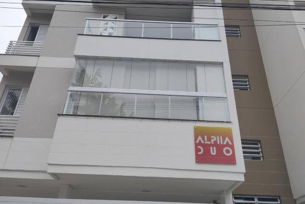 Apto Novo, Completo E Super Bem Localizado * Ubatuba