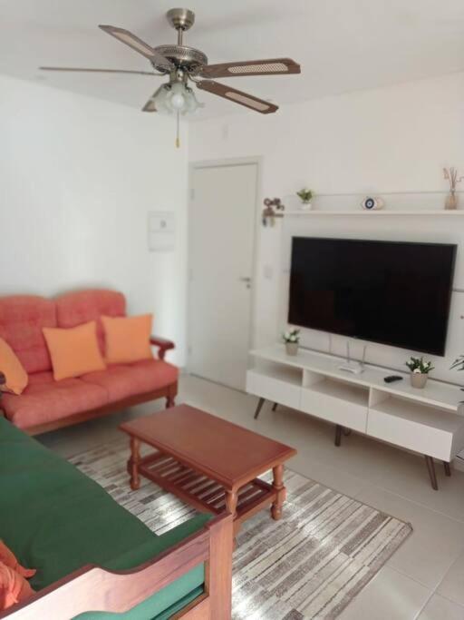 Apto Novo, Completo E Super Bem Localizado *