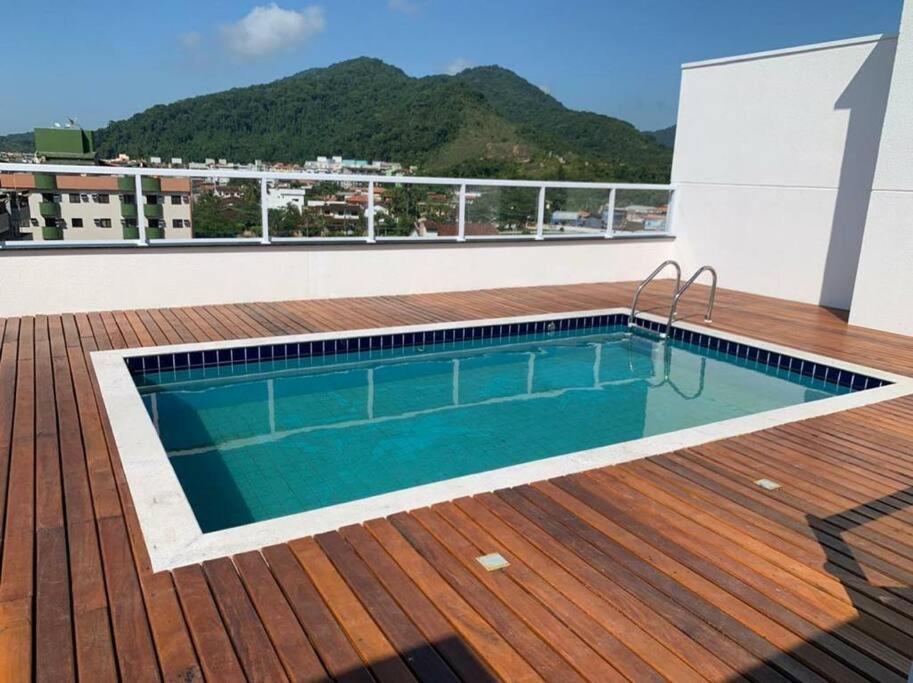 Apto Novo, Completo E Super Bem Localizado